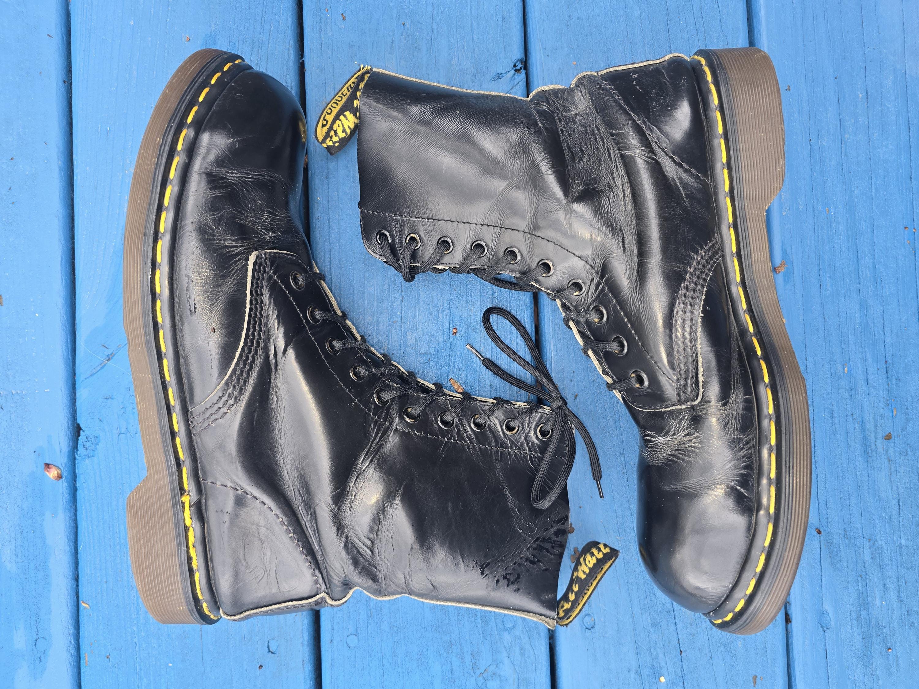 Dr. Martens MIE Made In England Black Boot VINTAGE #0019 Unisex UK 10 US Mens 11 Vintage Dr. Martens Black 10-eye Steel Toe Boots -- Size UK  main image 2