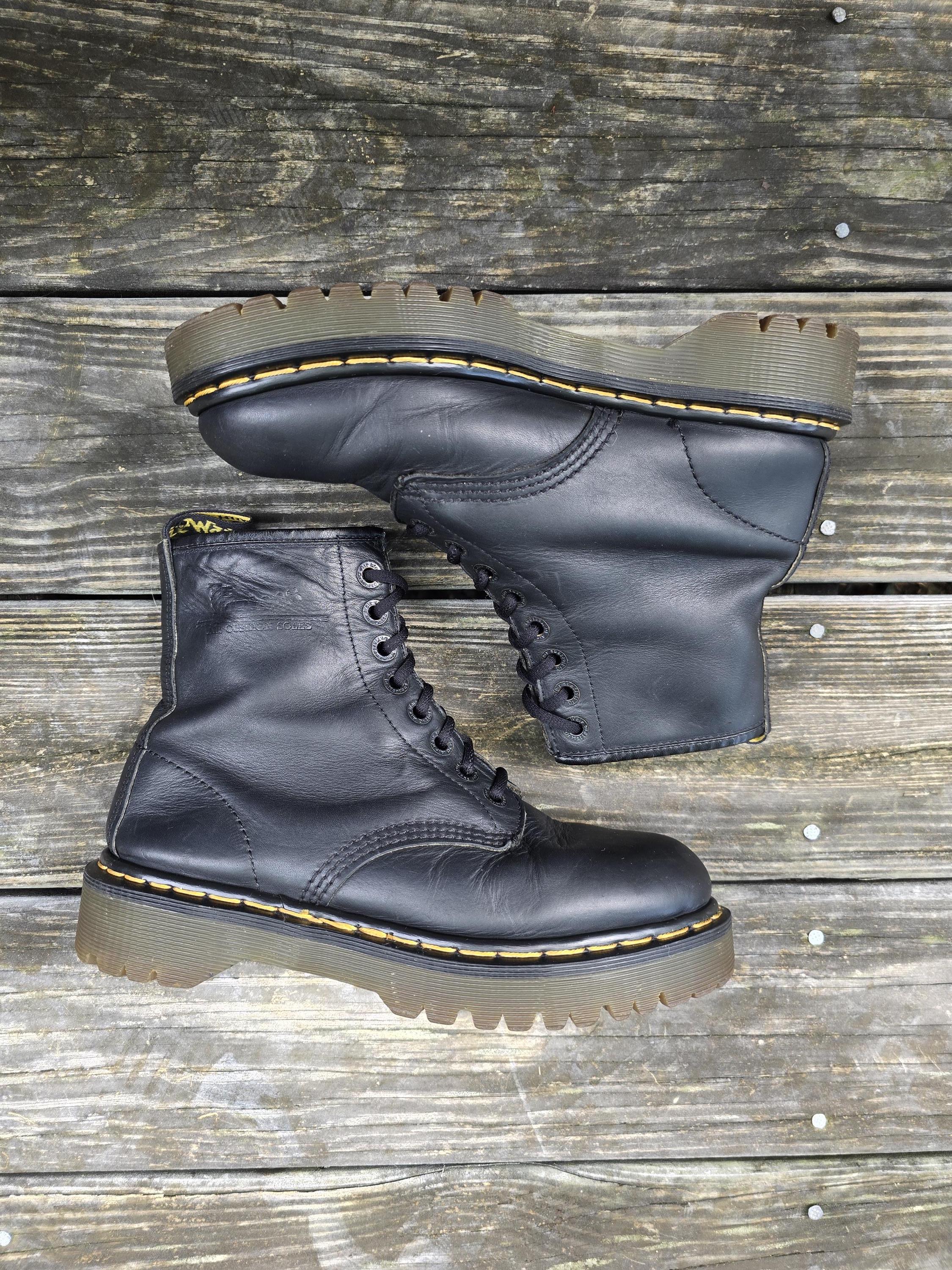 Doc Martens Leather Made In England Ankle Boots 8 Eye Womens Size 6US/UK4 Black 1002222-default-L.jpg main image 4
