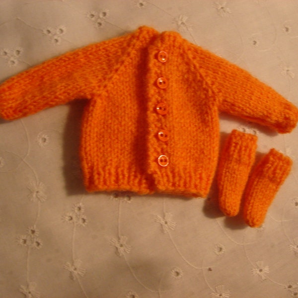 Blythe Bright Orange Cardigan Sweater and Socks for Pullip Too!