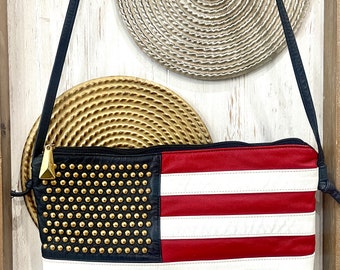 Vintage 1980’s American Flag Purse