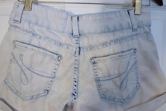 Vintage 1990's Acid Washed Jordache Jean Shorts - image 8