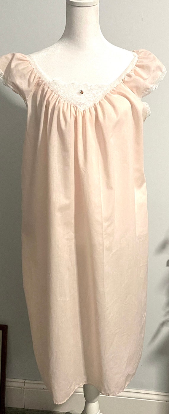 Vintage 1980’s Pink Night Gown