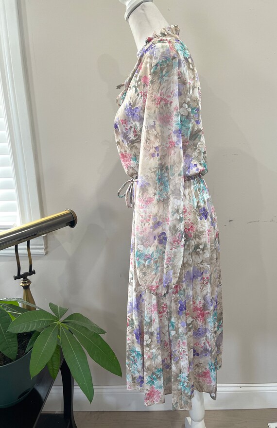 1970s Floral Pleated Maxi Dress With Rope Belt - image 5