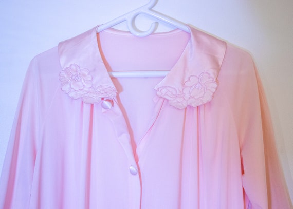 Vintage 1950's Light Pink Maxi Nightgown - image 4