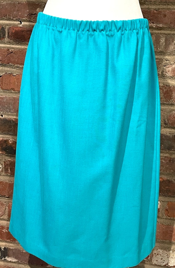 Vintage 1980’s Mid Length Turquoise Skirt