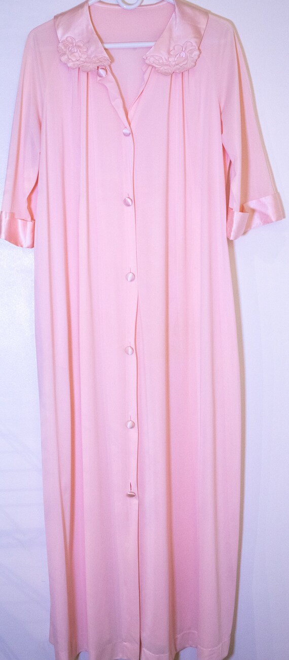Vintage 1950's Light Pink Maxi Nightgown - image 3