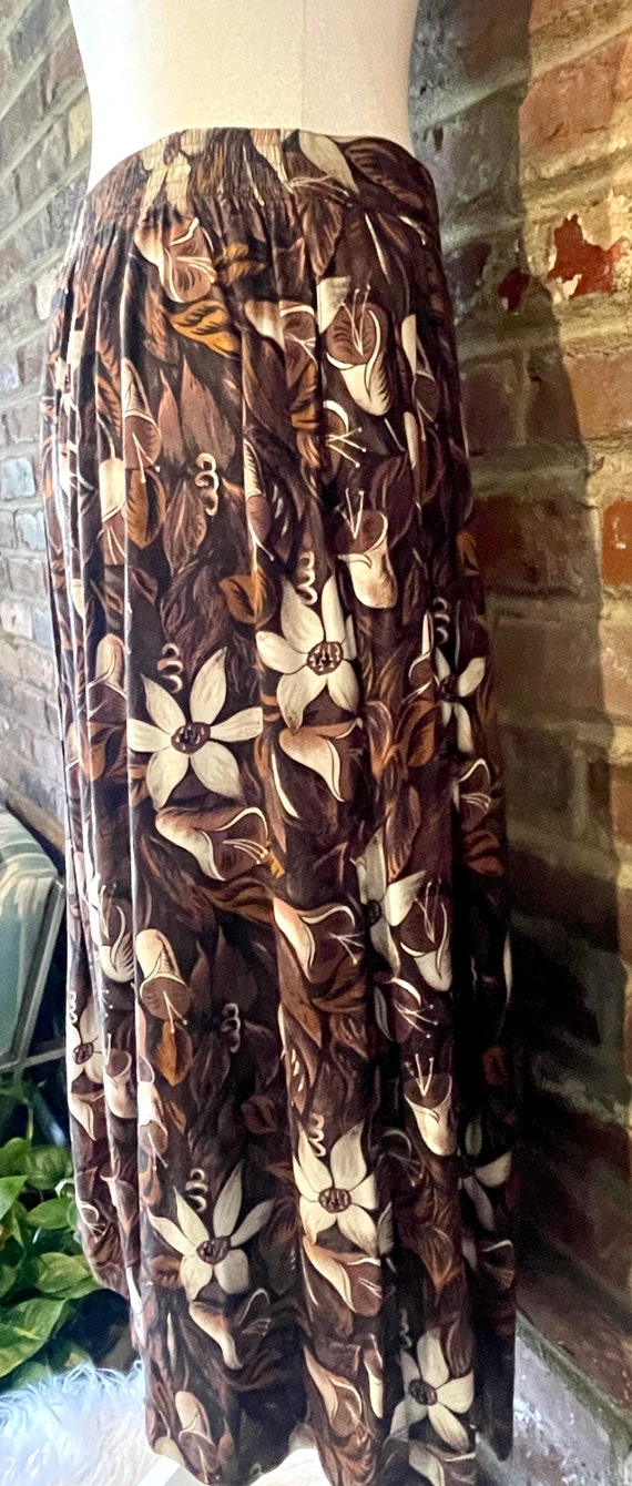 Boho Mid Length Brown Floral Skirt - image 8