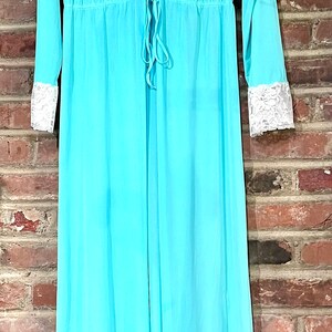 Vintage 1950’s Turquoise Long Silky Robe with Lace Trim