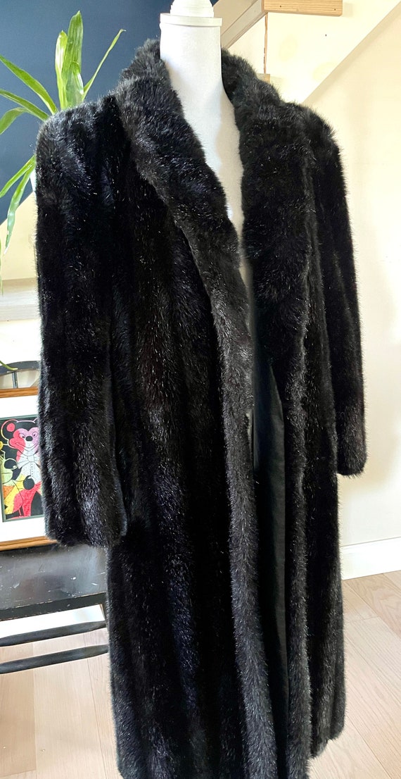 Vintage 1970’s Faux Fur Winter Coat - image 3