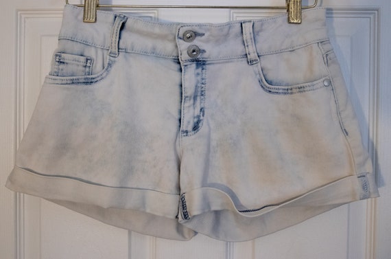 Vintage 1990's Acid Washed Jordache Jean Shorts - image 10