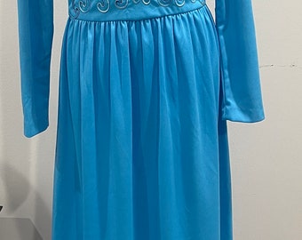 Vintage 1960’s/70’s Baby Blue Keyhole Maxi Dress