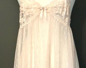 Vintage 1980’s Val Mode Bubble Gum Pink Night Gown
