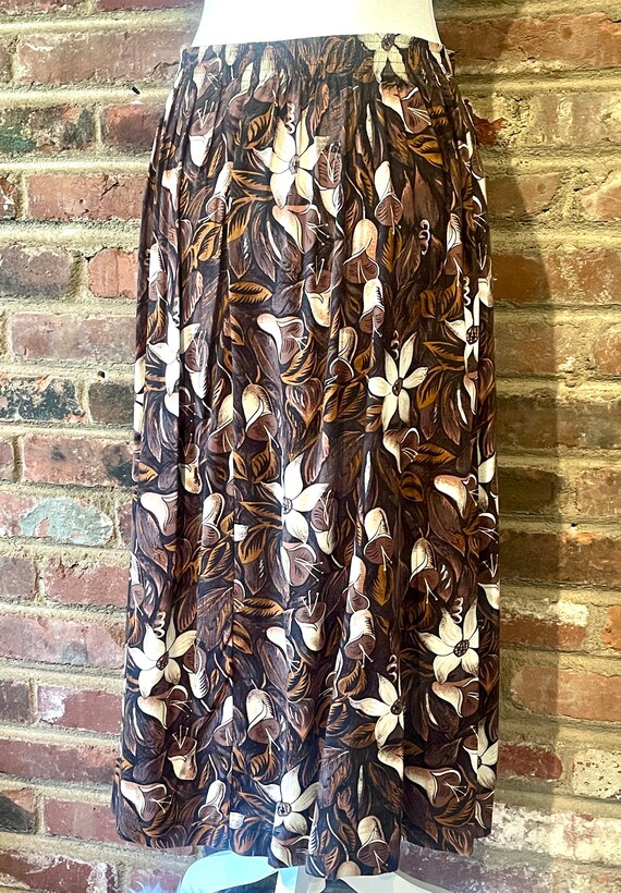 Boho Mid Length Brown Floral Skirt - image 4