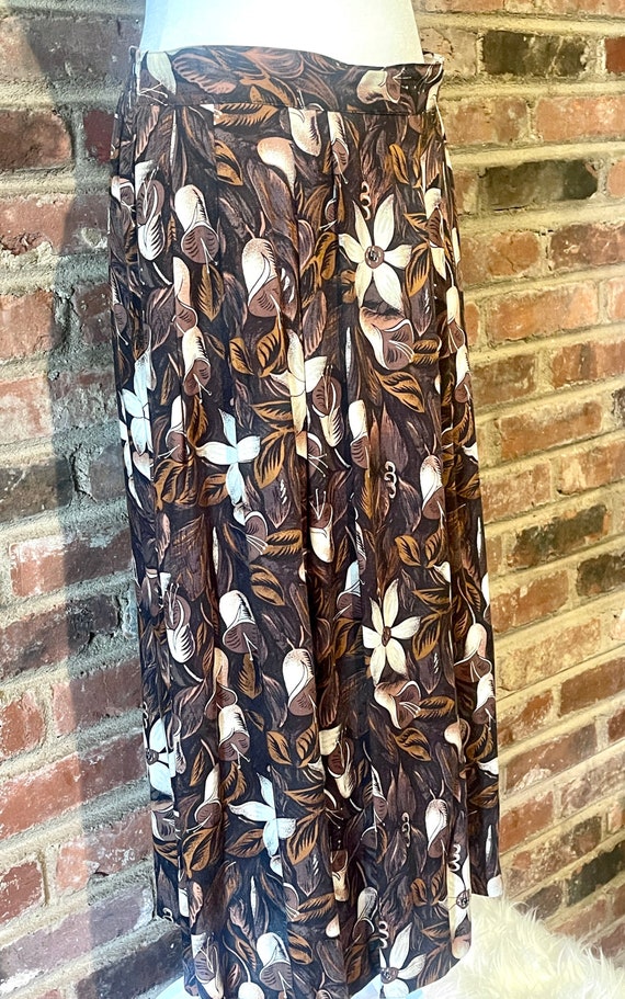 Boho Mid Length Brown Floral Skirt - image 5