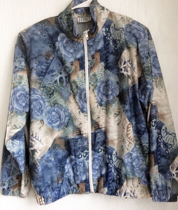 Vintage 1990's Blue Floral Windbreaker - image 3