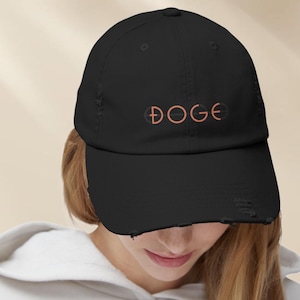 Minimalist Doge Meme Unisex Hat | Modern Design Dogecoin Crypto Distressed Cap Exclusive Gift for Investors | Doge Coin Headwear Accessory