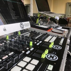 Mobile DJ Handbook.