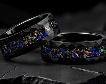 Meteorit Schwarz Wolfram Opal Ehering, Gehämmerter Opal Männer Eheringe, Jubiläum Herrenring, Ring Geschenk für Ihn, Versprechen Band Männer
