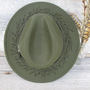 Burned Felt Hat - Laser Engraved Cowboy Hat Fedora - Leafy Wreath
