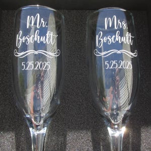 Personalized Mountain Champagne Flutes Wedding Toasting Flutes Set of 2