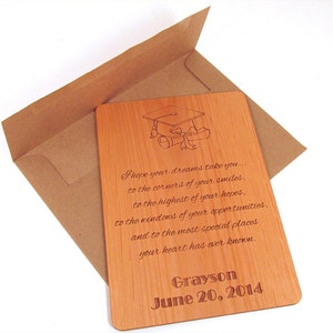 Carte de remise des diplômes en bois - cadeau souvenir de remise des diplômes personnalisé