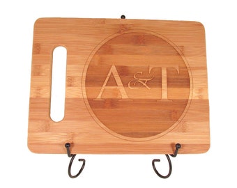 Personalized Engraved Wooden Cutting Board - Round Logo Design - Foodie Gift - Hostess Gift