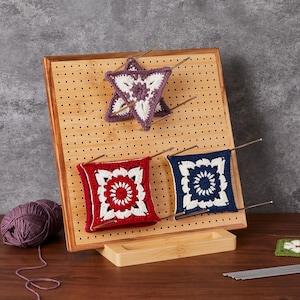 Oakwooma Bamboo Crochet Blocking Boards for Granny Square  11.8"/ 7.8" with 20 Pins/Peg