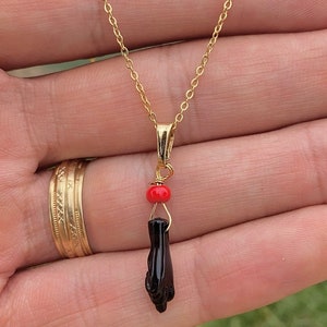 Naszyjnik damski Azabache Hand 17" • Łańcuch Cable Link • Minimalistyczny, drobny design • Cadena de Azabache • Ochrona Good Luck Jet Stone