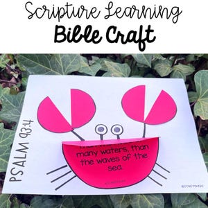 Puede incluir: Una actividad de manualidades imprimible para niños con un cangrejo rosa y el texto "PSALM 93:4" y "many waters, than the waves of the sea".