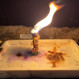 Ritual de hechizo de vela de ruina financiera/maldición: realizado por mí para ti