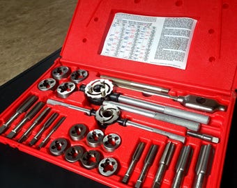 Snap-on TD9902A 25-Piece SAE Tap and Die Set (1/4" to 1")