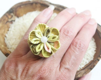 Green and White Stone Tsumami Zaiku Flower Ring