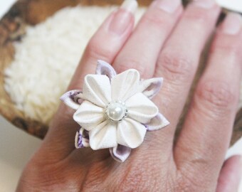 Purple and White Pearl Tsumami Zaiku Flower Ring