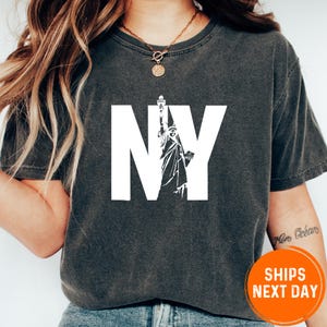 New York Shirt, Statue Of Liberty Shirt, New Yorker Tees, New York City Shirt, New York Gift Idea, NYC Tee,
