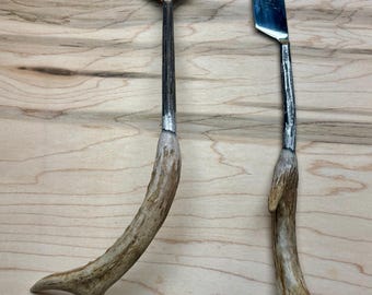Tenedor y cuchillo para servir de asta de ciervo