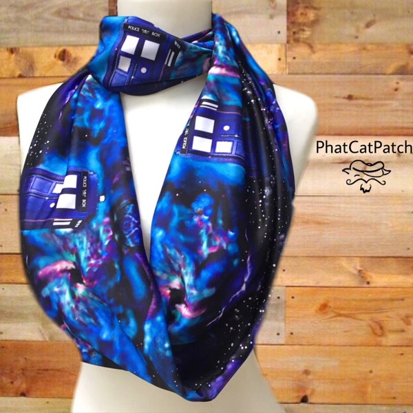 Doctor who Tardis scarf, Geek infinity scarf