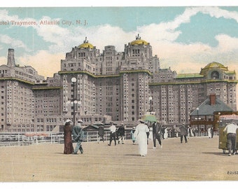 c.1910 Postcard, Hotel Traymore, Atlantic City, New Jersey