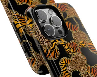 Streetstyle Phone Case With Animal Print And Chains