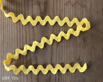 Large Vintage Rick Rack in yellow - By the Half Yard - 100% Cotton Vintage Zig Zag Ribbon