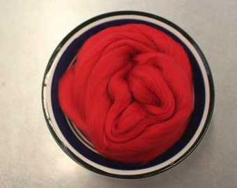 Red Merino Wool Roving / 21.5 micron -1 oz- Nuno Felting / Wet Felting / Felting Supplies / Needle Felting / Fiber Supply