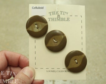 Celluloid Buttons #12 / Vintage Celluloid / 1930s Buttons / 1940s Buttons / Antique Buttons / Vintage Sewing Notions / Celluloid Buttons