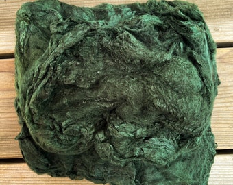 Silk Mulberry Hankies for Spinning or Felting in Fir Dark Green / 3 Grams / 100% Silk Hankies