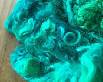 Mohair Locks for Felting, Spinning or Weaving - 1/4 Oz - Hand Dyed in the Color 'Ocean'