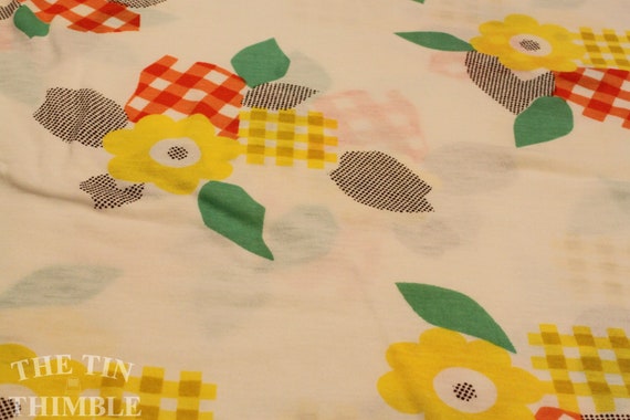 Stretch Jersey Knit Floral Pattern 1 Yard