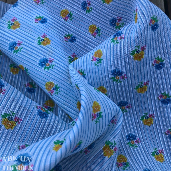 Vintage 1970s Lightweight Cotton/Poly Blend Sheer Floral Stripe Fabric - cortado a medida - Blue Floral striped Fabric