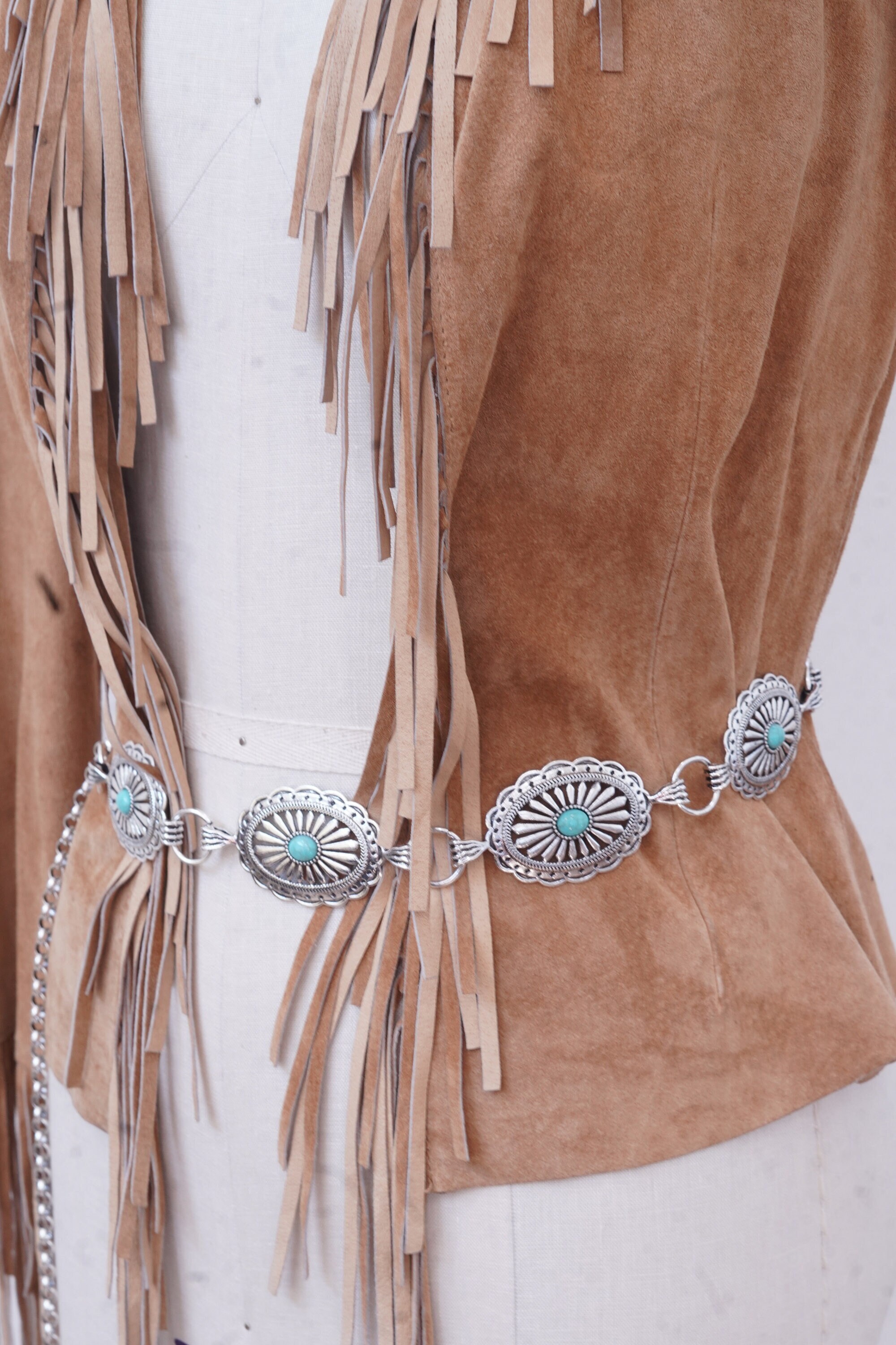 Kinda Ranchy Floral Turquoise Concho Link Belt Plus main image 1