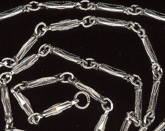 1 Vintage 30” Necklace Ornate Textured Patterned Silver Tone Necklace Chain High Quality Ch300