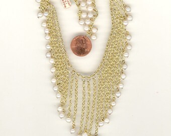 1 Vintage Japanese  Faux Pearl Beads & Gold Tone Graduated Bib Chain 13 Inch Section For Necklace No. 253H