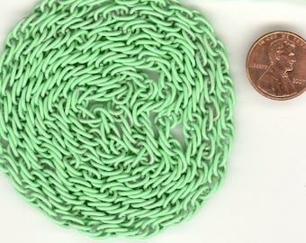 3 Or 5 Feet Mint Green Enameled Vintage Chain from the 1960s. The links are the Perfect size. Ch-06