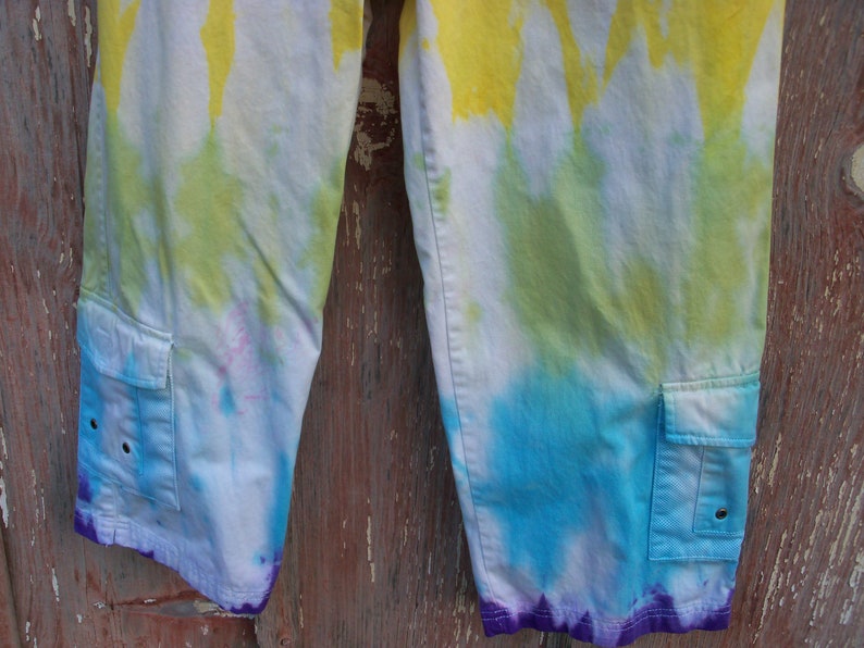 Size 10 Caribbean Joe Rainbow Tie Dyed Women/'s Capri Pants